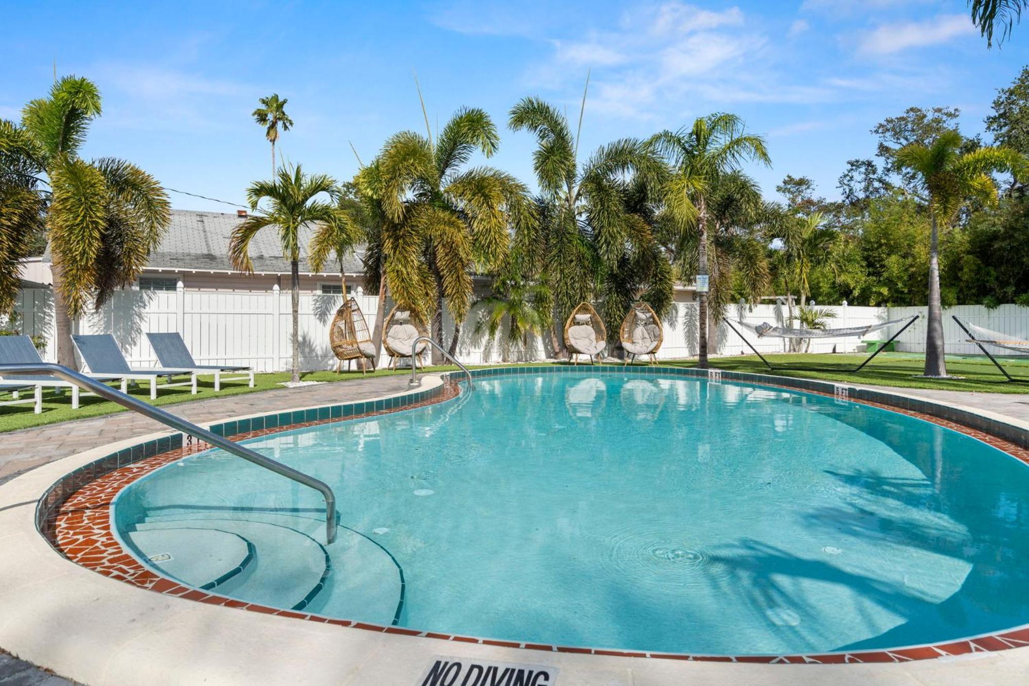 1K Bed Studio Apt With Shared Pool 06 Apartment Clearwater Exterior photo